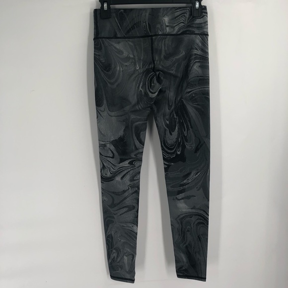 ALO YOGA Airbrush Legging Black Marble Grey Swirl Print XS Athletic Pant Women - Picture 4 of 7